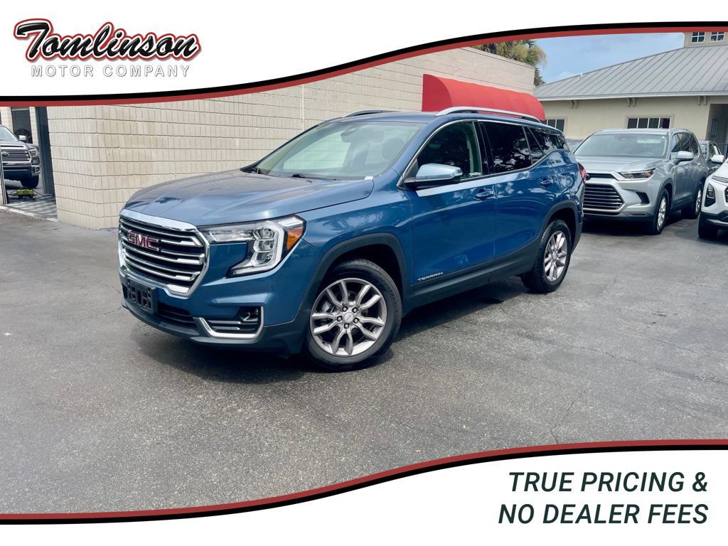 Used 2024 GMC Terrain SLT AWD/4WD image 1