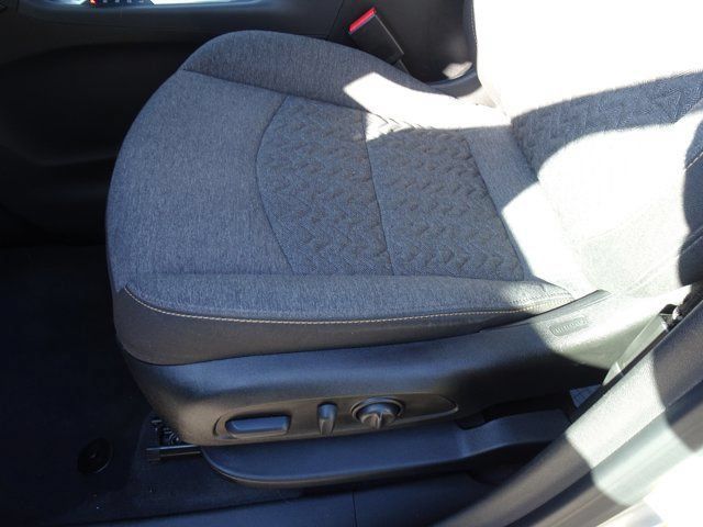 Used 2022 Chevrolet Equinox LT FWD image 17