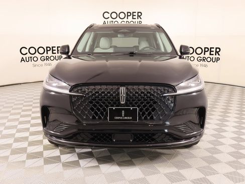 Used 2025 Lincoln Aviator Reserve w/ Luxury Package AWD/4WD image 9