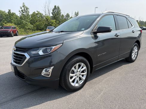 Used 2018 Chevrolet Equinox LT w/ Sun & Infotainment Package AWD/4WD image 8