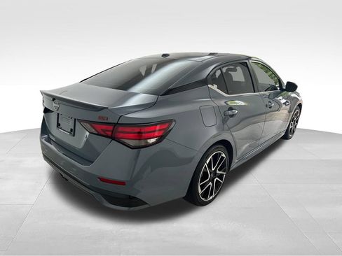 Used 2024 Nissan Sentra SR FWD image 5
