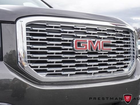 Used 2019 GMC Yukon Denali w/ Denali Ultimate Package image 17