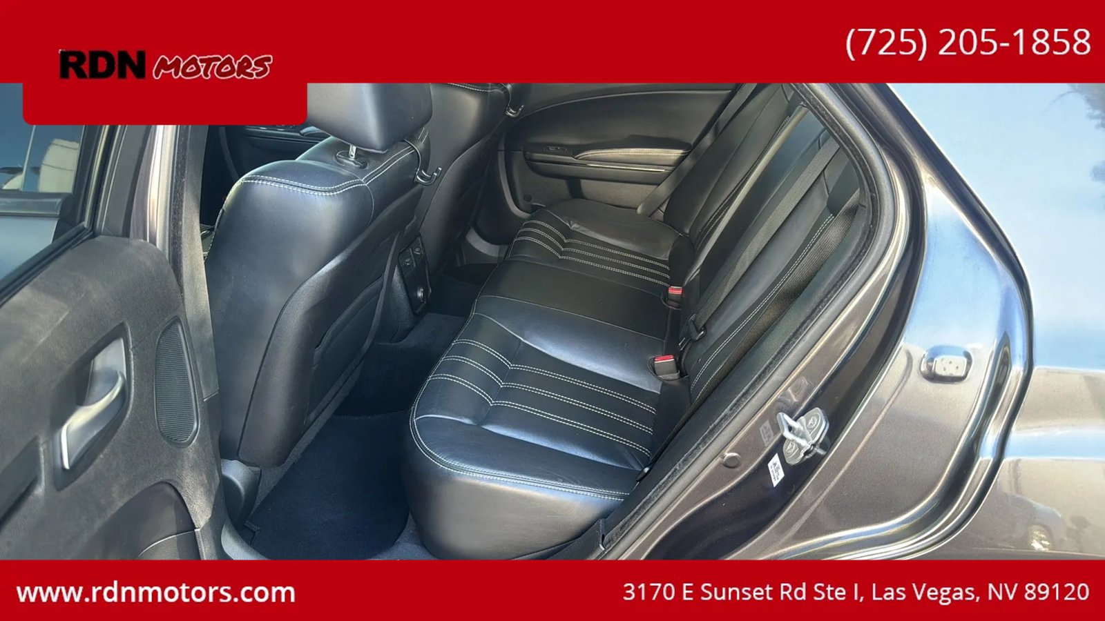 Used 2014 Chrysler 300 S RWD image 11