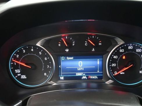 Used 2023 Chevrolet Equinox LT FWD image 9