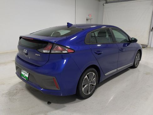 Used 2021 Hyundai Ioniq SE image 9