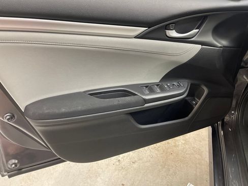 Used 2018 Honda Civic EX-T image 14