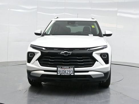 Used 2025 Chevrolet TrailBlazer LT w/ Convenience Package AWD/4WD image 46