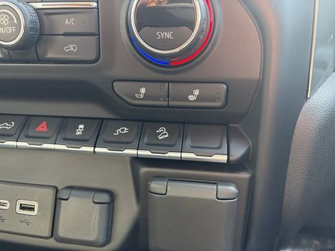 Used 2020 Chevrolet Silverado 1500 LT Trail Boss image 40