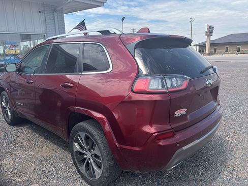 Used 2019 Jeep Cherokee Overland AWD/4WD image 6