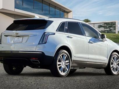 Used 2025 Cadillac XT5 Sportv w/ Technology Package
