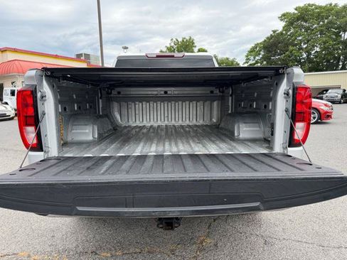 Used 2019 GMC Sierra 1500 SLE w/ SLE Value Package RWD image 15