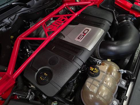 Used 2019 Ford Mustang GT w/ Equipment Group 301A RWD image 31