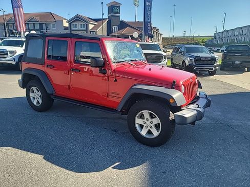Used 2016 Jeep Wrangler Unlimited Sport w/ Quick Order Package 23S AWD/4WD image 1