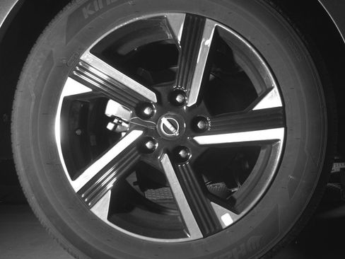 Used 2025 Nissan Sentra SV image 15