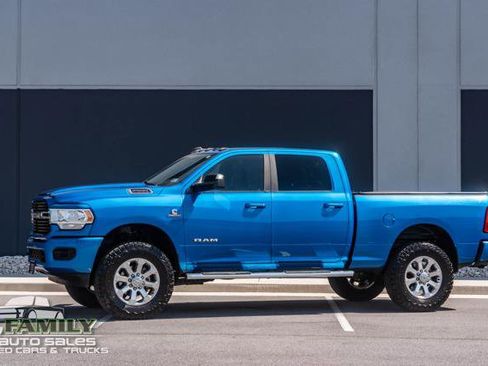 Used 2020 RAM 2500 Big Horn w/ Level 1 Equipment Group AWD/4WD image 3