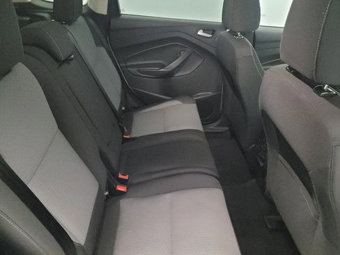 Used 2017 Ford Escape SE w/ Equipment Group 201A image 19