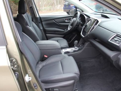 Used 2025 Subaru Ascent Limited AWD/4WD image 38