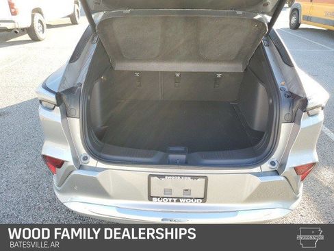 Certified 2024 Buick Envista Avenir image 6