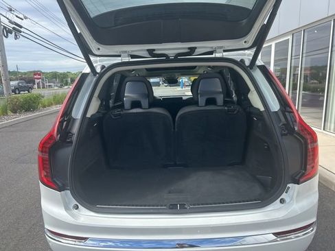 Certified 2025 Volvo XC90 B6 Plus AWD/4WD image 11