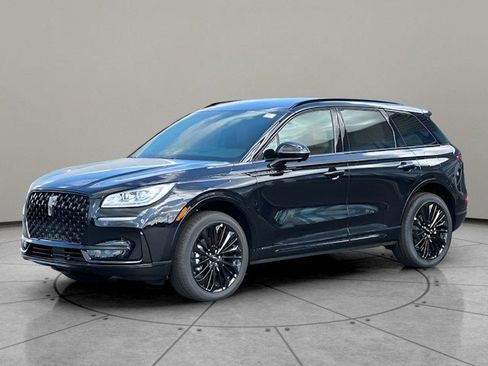 New 2026 Lincoln Corsair Grand Touring image 3