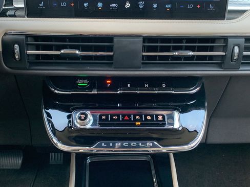 Used 2023 Lincoln Corsair FWD w/ Equipment Group 101A image 18