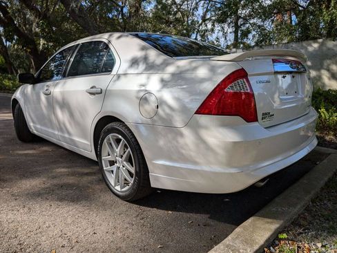 Used 2011 Ford Fusion SEL w/ 302A Rapid Spec Order Code image 3