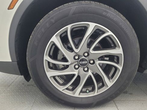 Used 2020 Lincoln Corsair AWD w/ Equipment Group 101A image 31