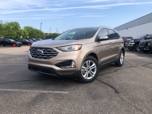 Used 2020 Ford Edge SEL w/ Convenience Package FWD image 1