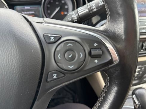 Used 2020 Buick Envision Essence image 23