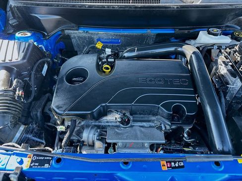 Used 2024 Chevrolet Equinox LT w/ LPO, Floor Liner Package image 28