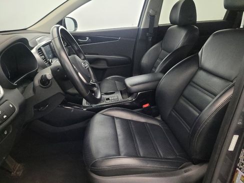 Used 2020 Kia Sorento EX image 17