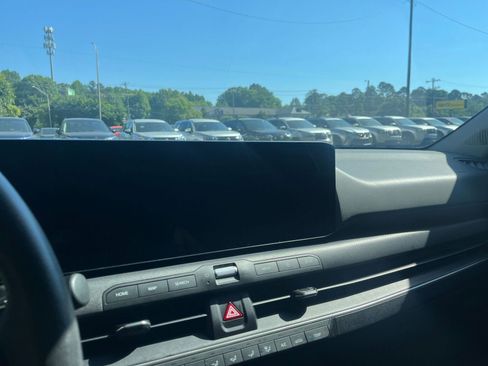 Used 2025 Kia K4 FWD image 17