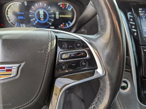 Used 2020 Cadillac Escalade Platinum AWD/4WD image 18