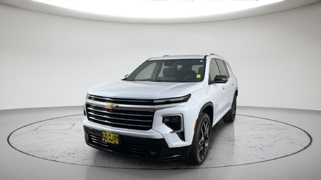 Used 2026 Chevrolet Traverse High Country w/ LPO, Floor Liner Package AWD/4WD image 1