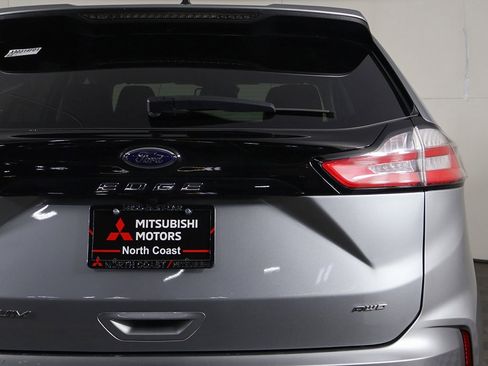 Used 2024 Ford Edge Titanium image 14