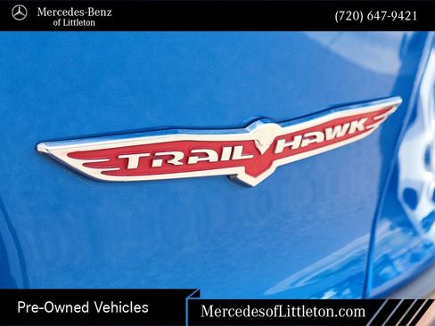 Used 2019 Jeep Cherokee Trailhawk w/ Comfort/Convenience Group AWD/4WD image 11