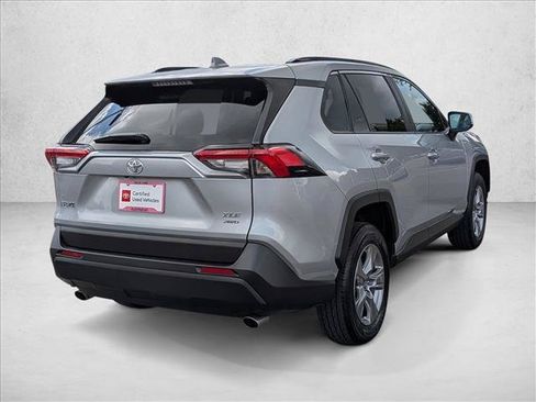 Certified 2025 Toyota RAV4 XLE AWD/4WD image 5