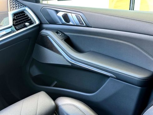 Certified 2024 BMW X5 M60i AWD/4WD image 28
