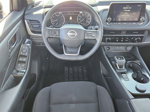 Certified 2025 Nissan Rogue S image 5