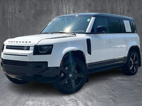 Used 2025 Land Rover Defender 110 V8 AWD/4WD image 1