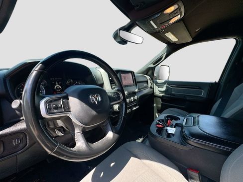 Used 2024 RAM 2500 Big Horn w/ Bed Utility Group image 9