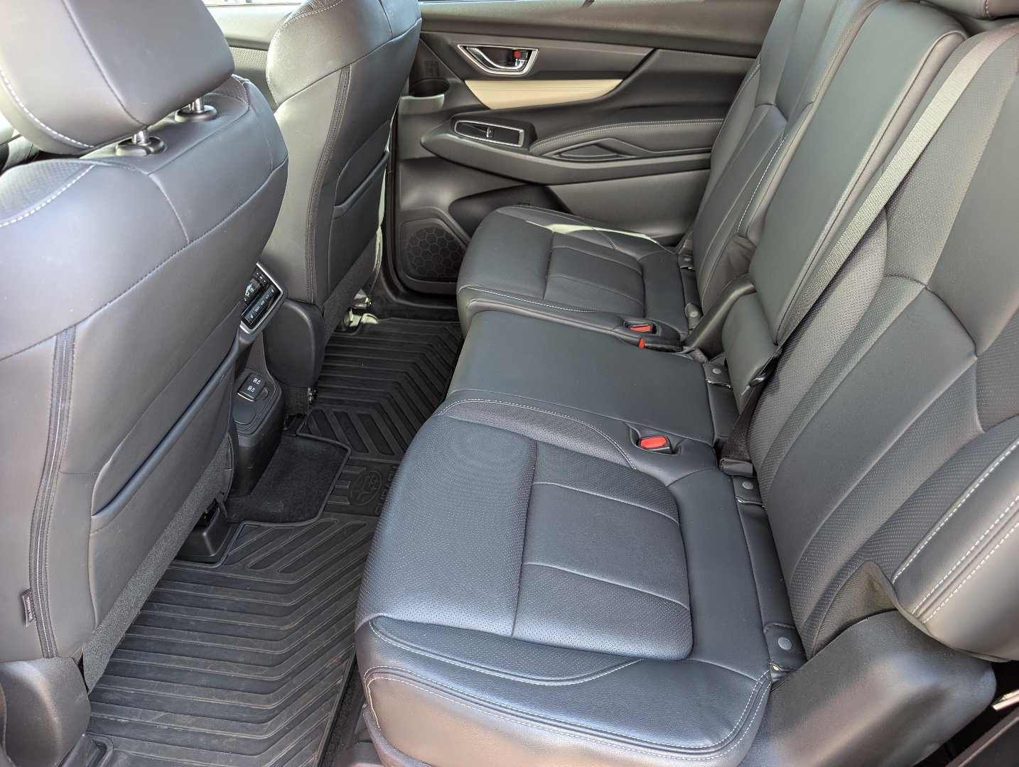 Used 2019 Subaru Ascent Limited AWD/4WD image 24