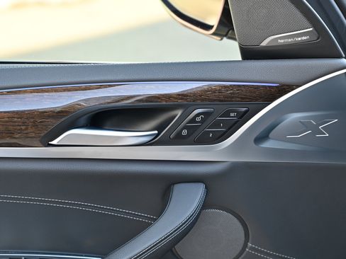 Used 2021 BMW X3 M40i w/ Executive Package image 21