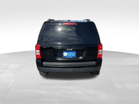 Used 2016 Jeep Patriot Sport w/ Power Value Group FWD image 5