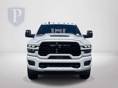 New 2026 RAM 2500 Laramie AWD/4WD image 2