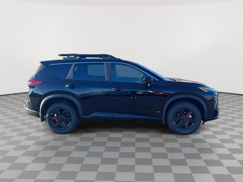 New 2026 Nissan Rogue SV image 4
