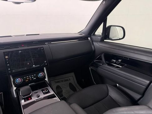 Used 2023 Land Rover Range Rover Long Wheelbase SE AWD/4WD image 24