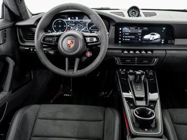 Certified 2025 Porsche 911 Carrera GTS RWD image 16