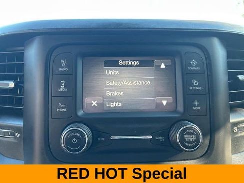 Used 2020 RAM 1500 Big Horn AWD/4WD image 23