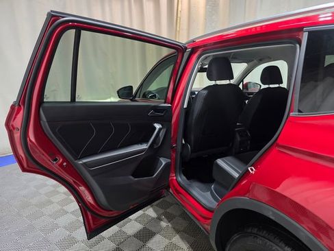 Certified 2023 Volkswagen Tiguan SE AWD/4WD image 26